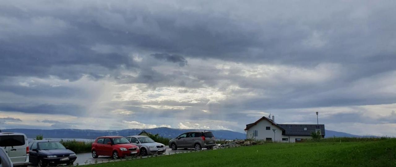Astra Lipno Daire Frymburk Dış mekan fotoğraf
